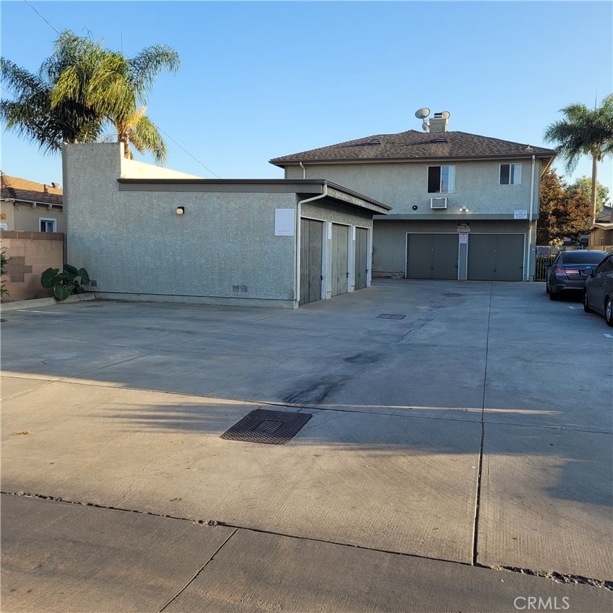 4031 Howard - Photo 2