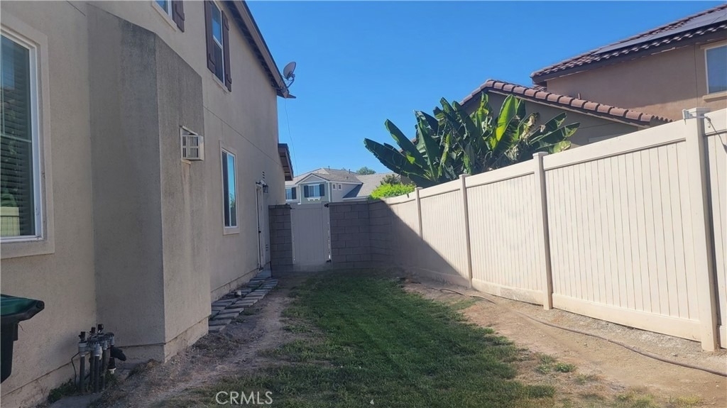 7426 Silver Saddle Court - Photo 11