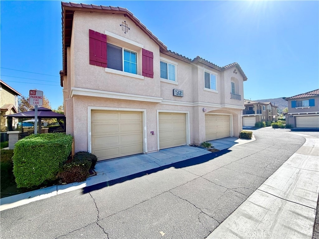 15681 Lasselle Street - Photo 24