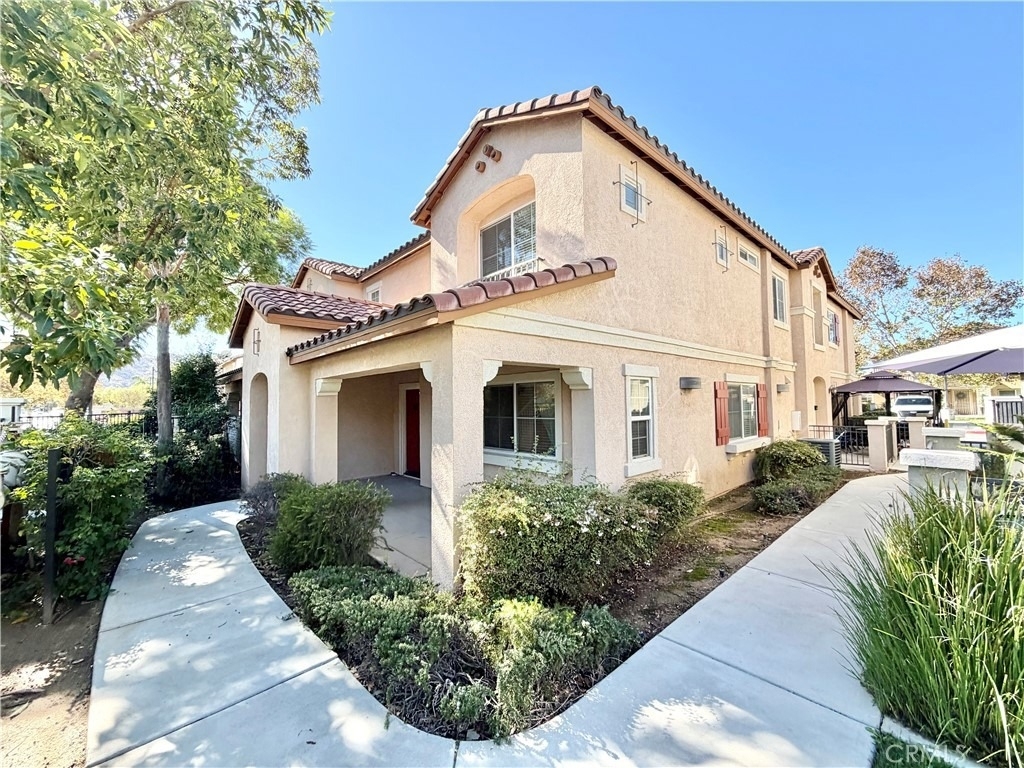 15681 Lasselle Street - Photo 0