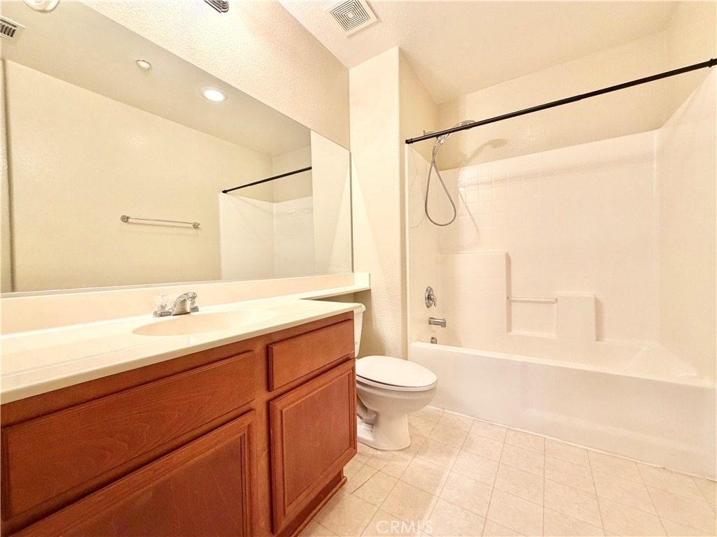 15681 Lasselle Street - Photo 11
