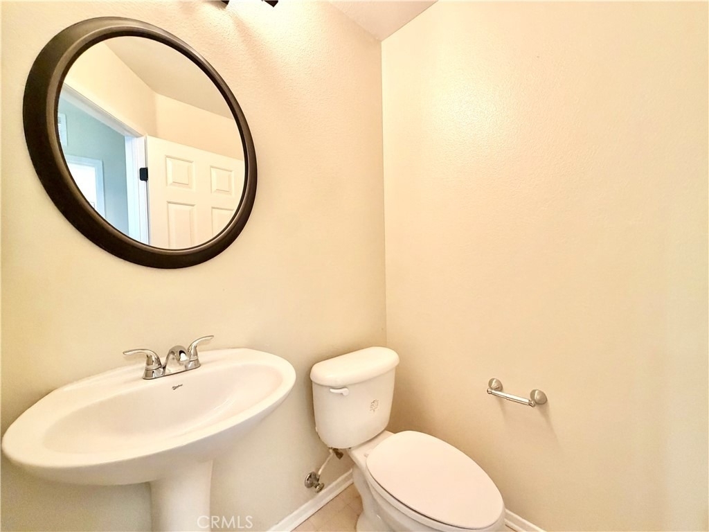 15681 Lasselle Street - Photo 8