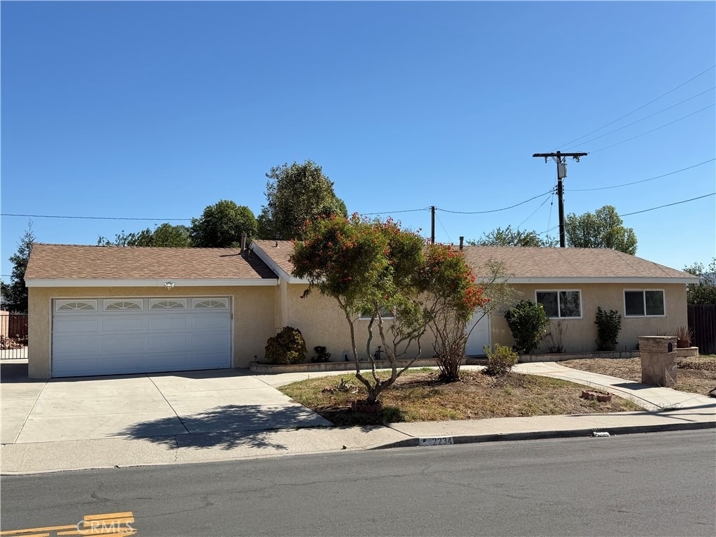 2234 Caldwell Avenue - Photo 1