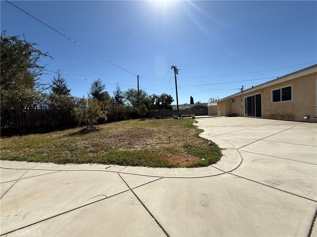 2234 Caldwell Avenue - Photo 15