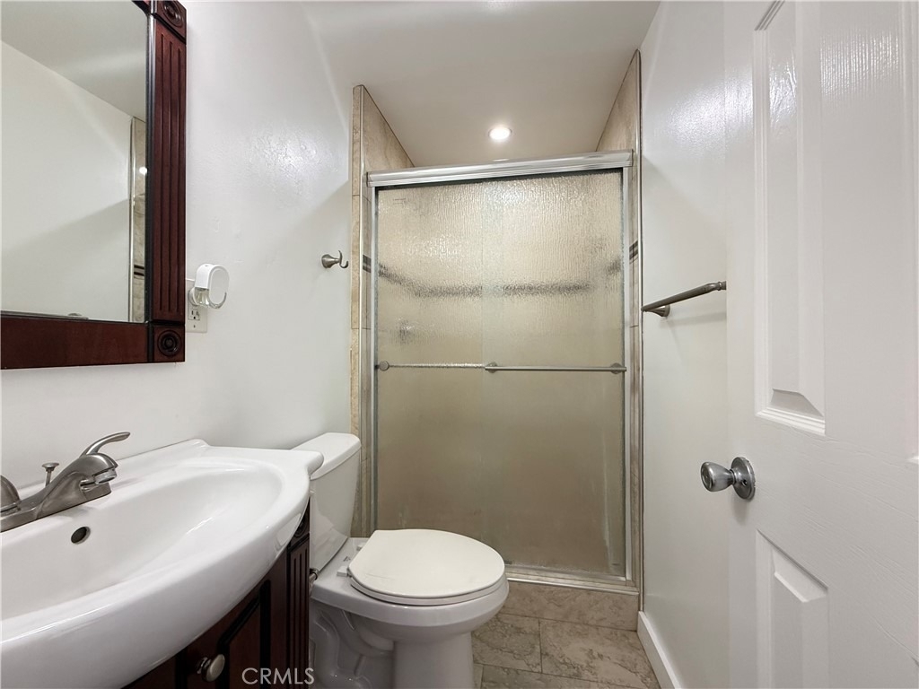 2234 Caldwell Avenue - Photo 13