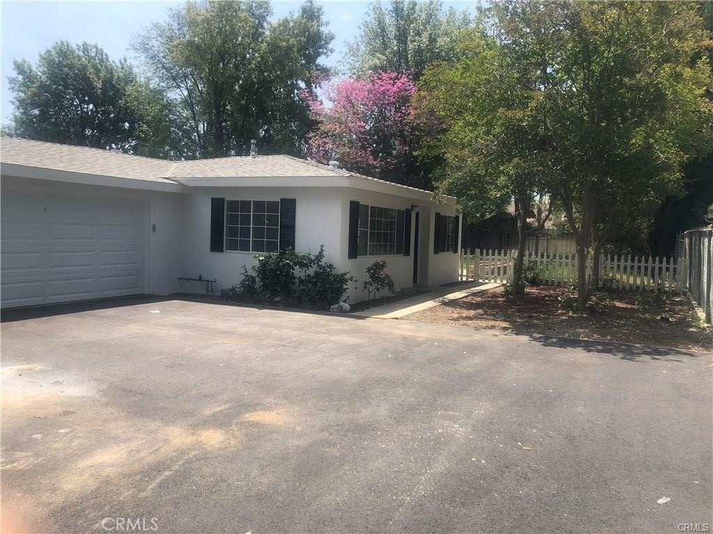 23144 Dolorosa Street - Photo 0