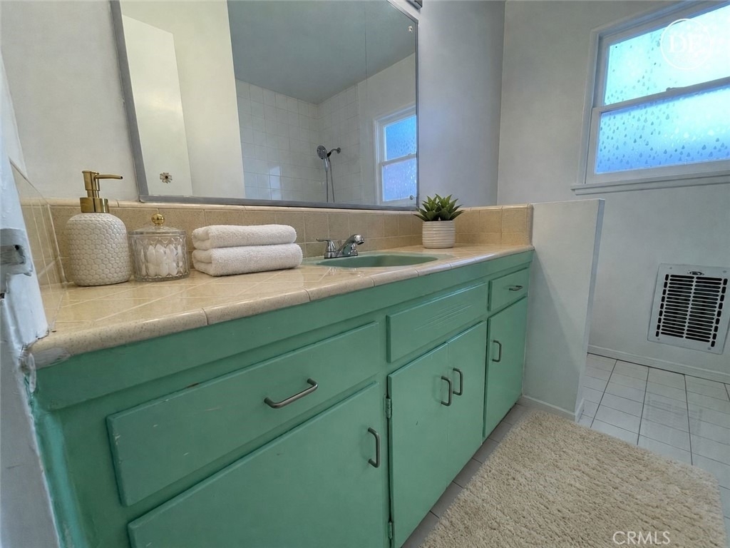 12811 Cumpston - Photo 19