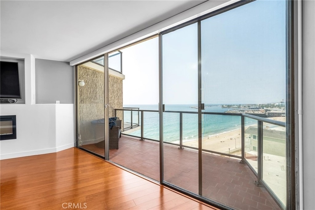 531 Esplanade - Photo 12