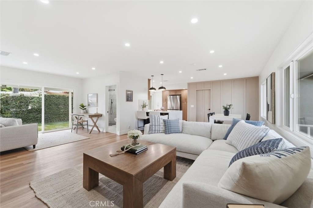 4126 Sebren - Photo 3