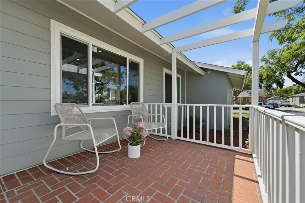 4126 Sebren - Photo 2