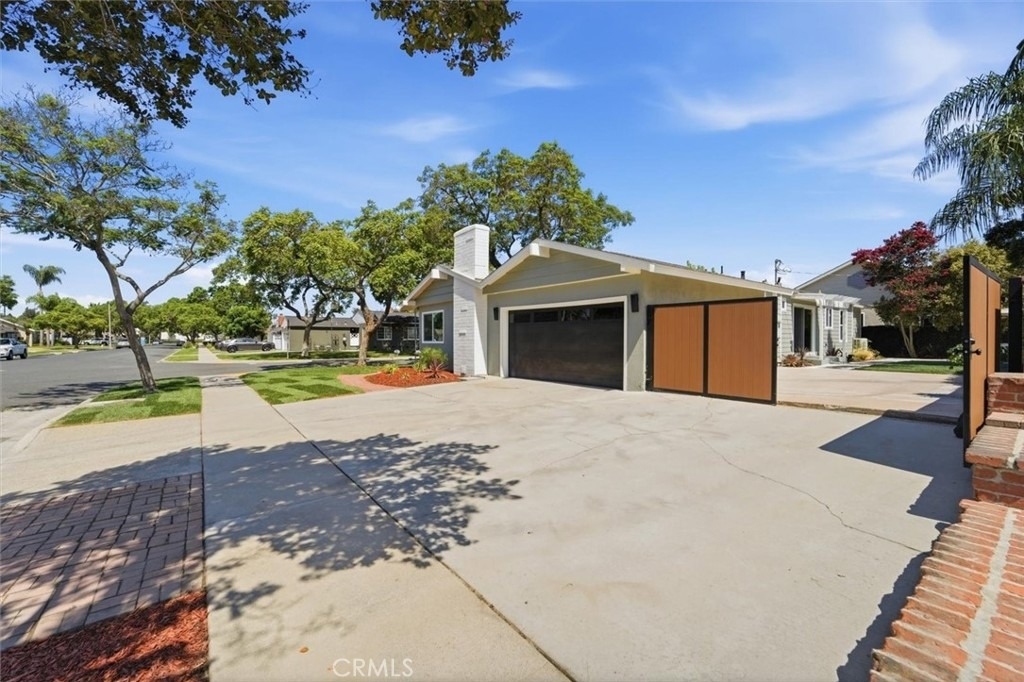 4126 Sebren - Photo 58