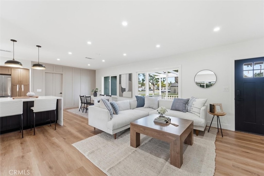 4126 Sebren - Photo 6