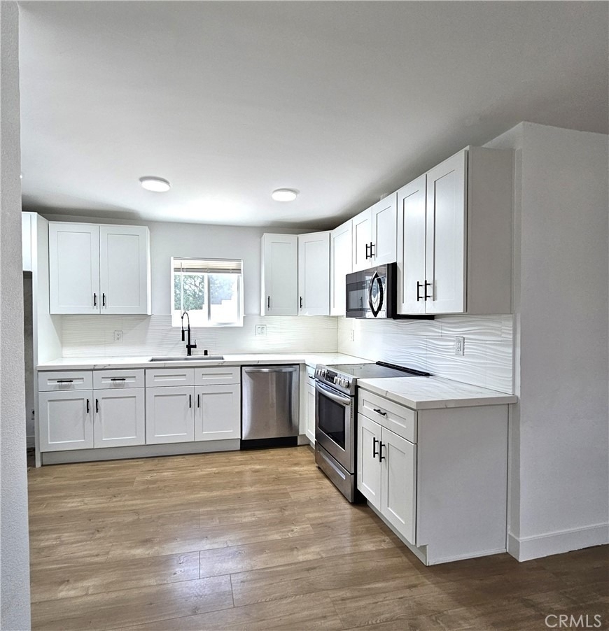 961 W 21st Street - Photo 1