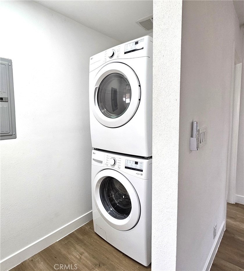 961 W 21st Street - Photo 7