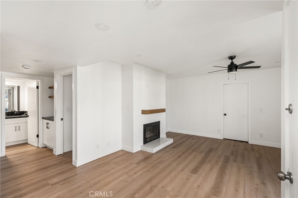 2565 Santa Ana Ave - Photo 6