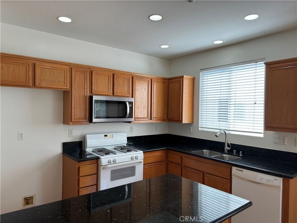 1259 Mendez Drive - Photo 3
