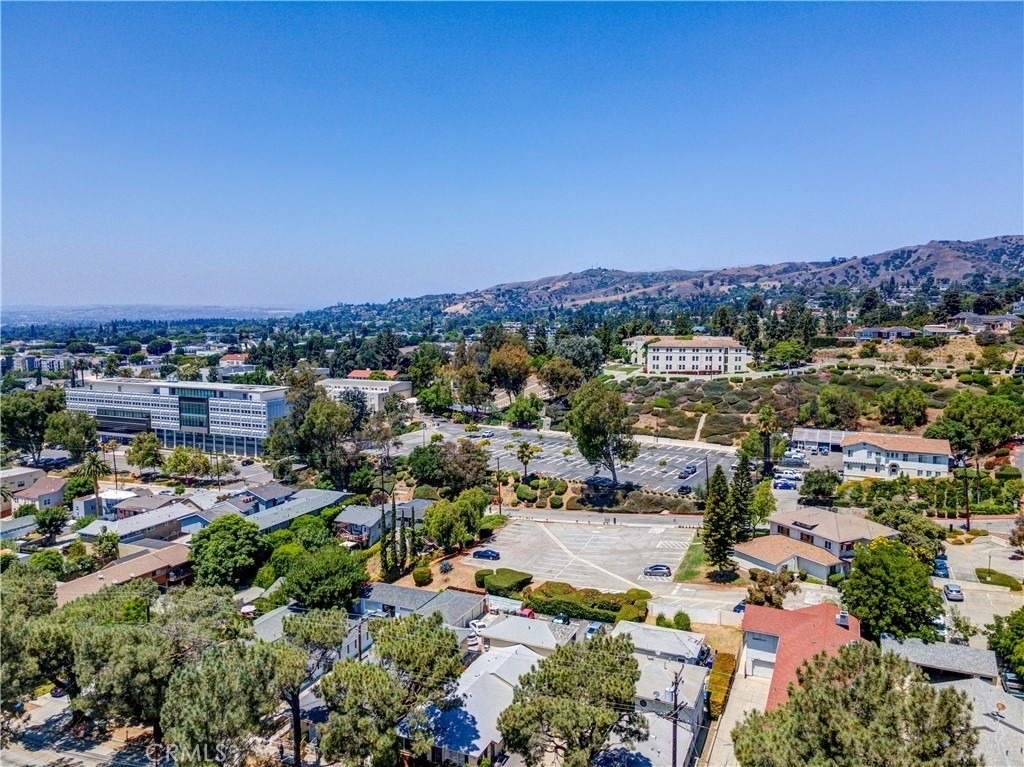 13756 Penn Street - Photo 17