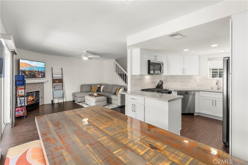 2542 Back Bay Loop - Photo 11