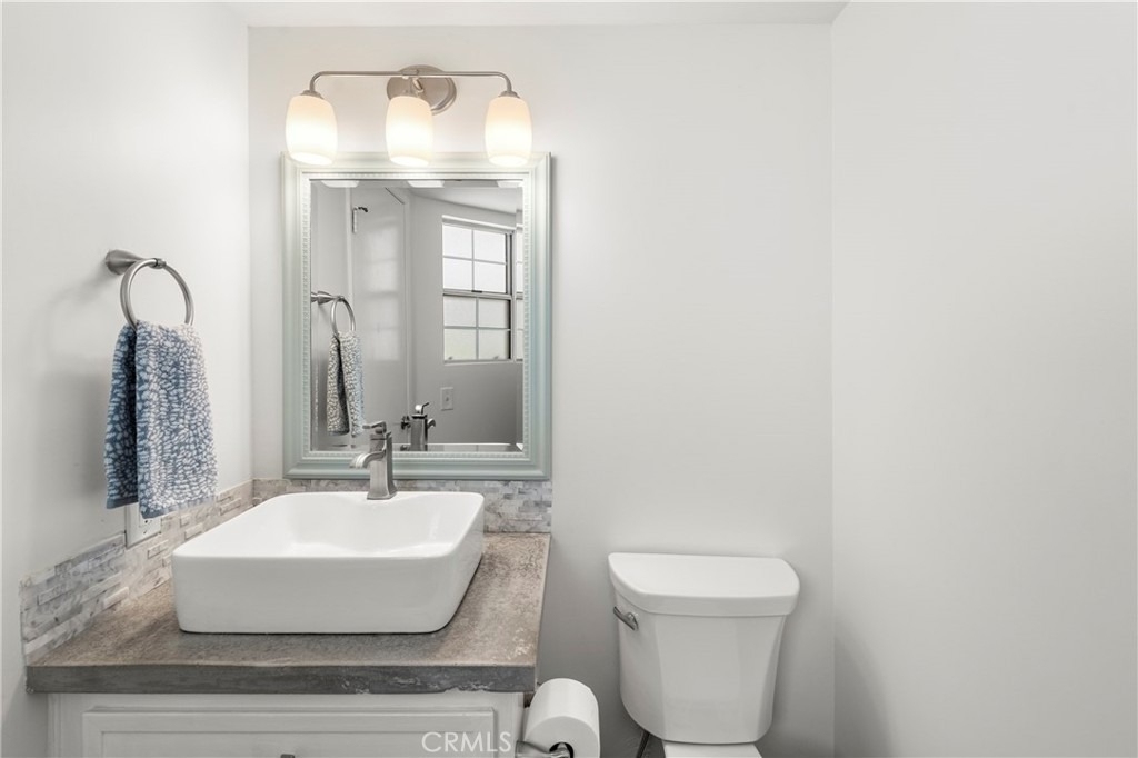2542 Back Bay Loop - Photo 12