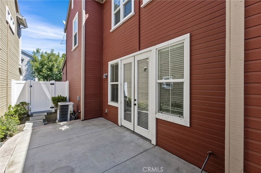6 Lindenwood - Photo 24