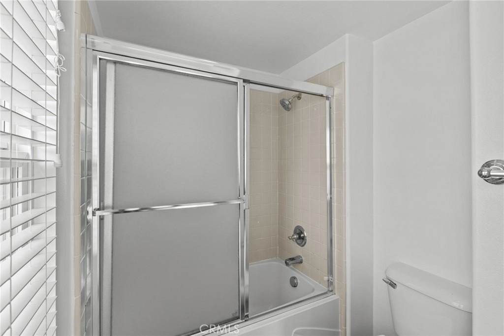 6 Lindenwood - Photo 16