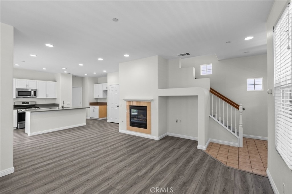 6 Lindenwood - Photo 3