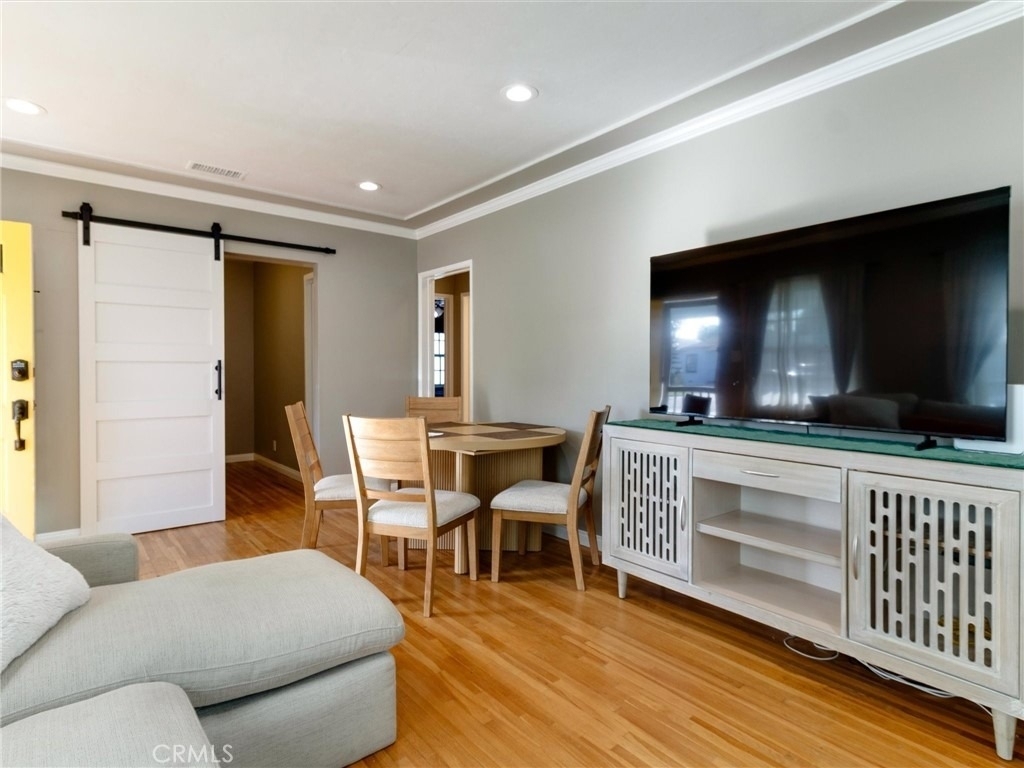 5901 Adenmoor - Photo 4