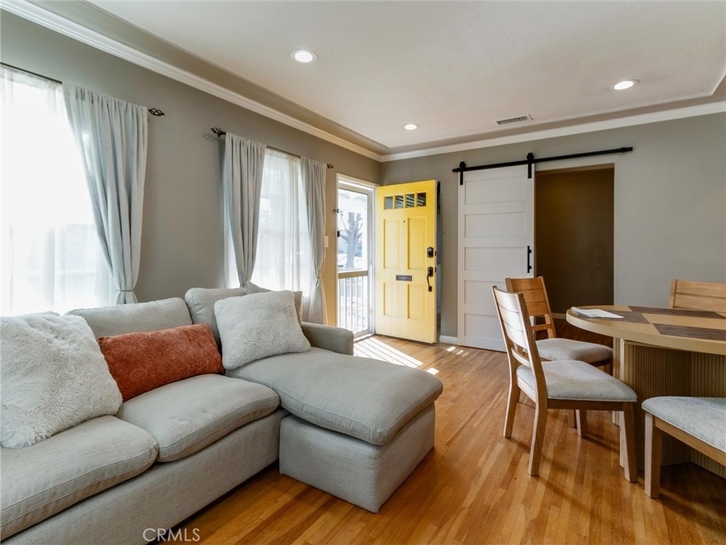 5901 Adenmoor - Photo 3