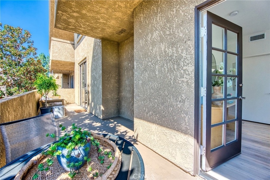 221 S Oak Knoll Avenue - Photo 23