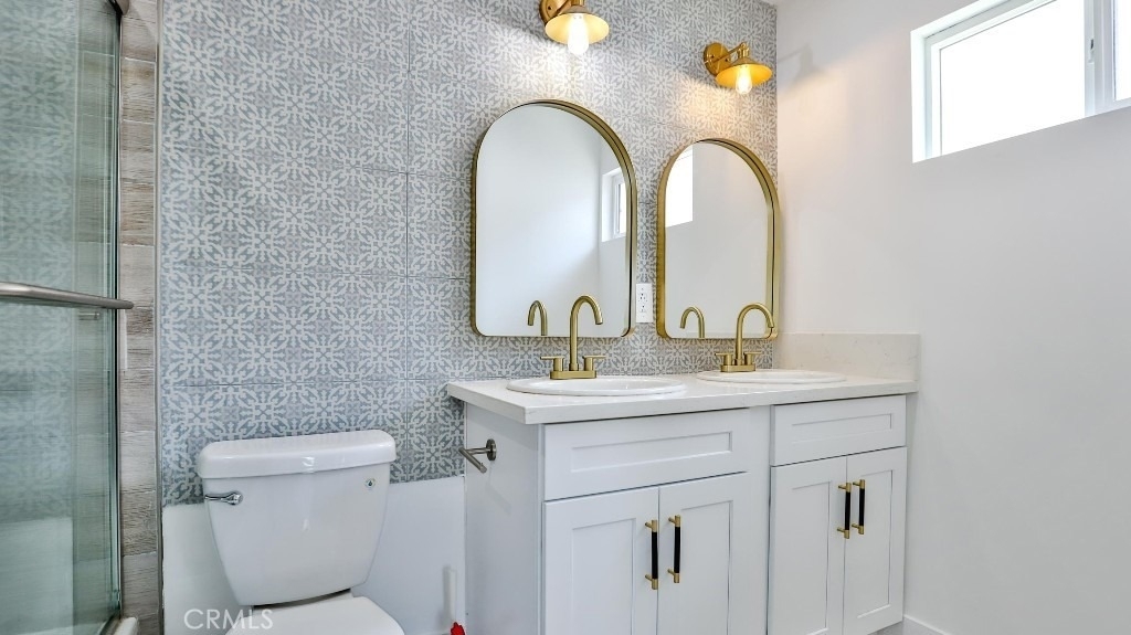 11443 Saticoy Street - Photo 11