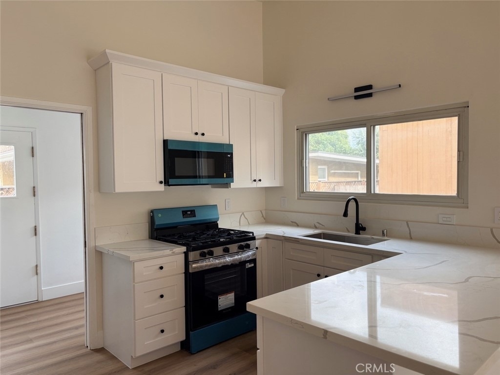 20452 Sw Cypress - Photo 2