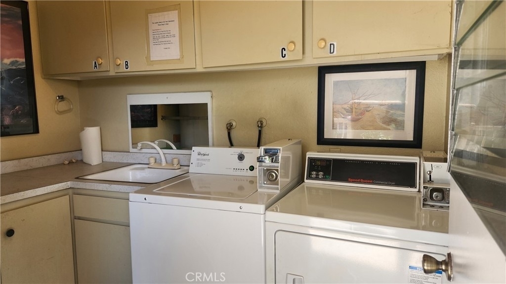1201 Buena Vista Unit A - Photo 9
