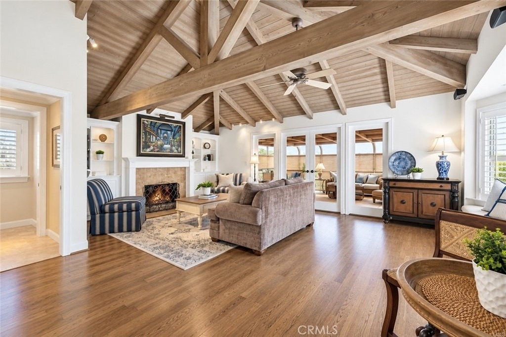 332 Poinsettia Avenue - Photo 6