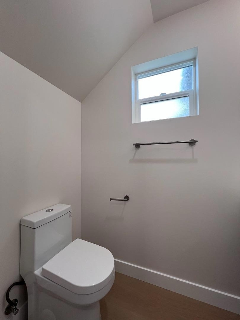 532 Mayfair Avenue - Photo 10
