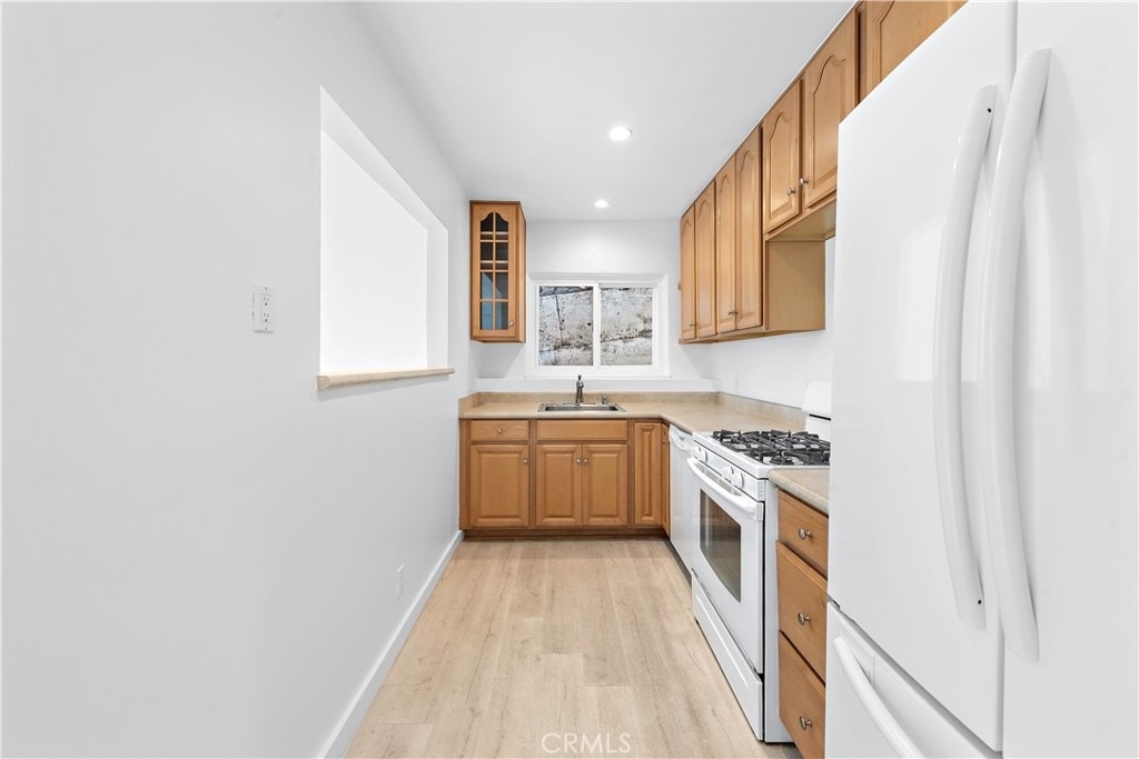 182 Cliff Drive - Photo 7
