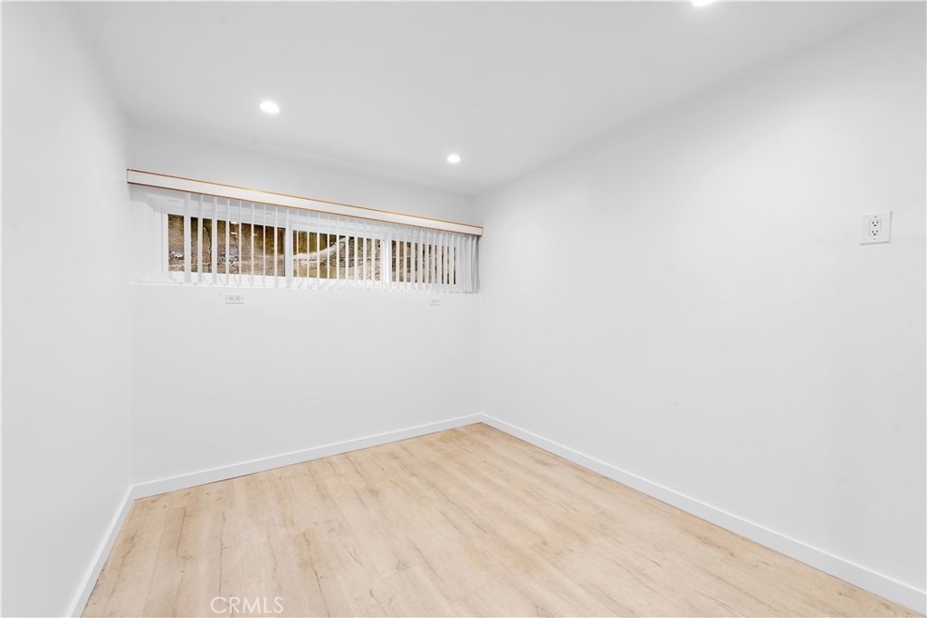 182 Cliff Drive - Photo 8