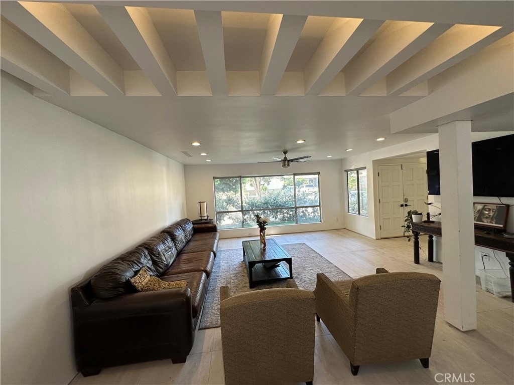 5214 Dawes Avenue - Photo 3