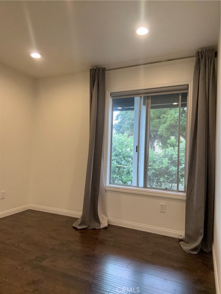 5214 Dawes Avenue - Photo 6