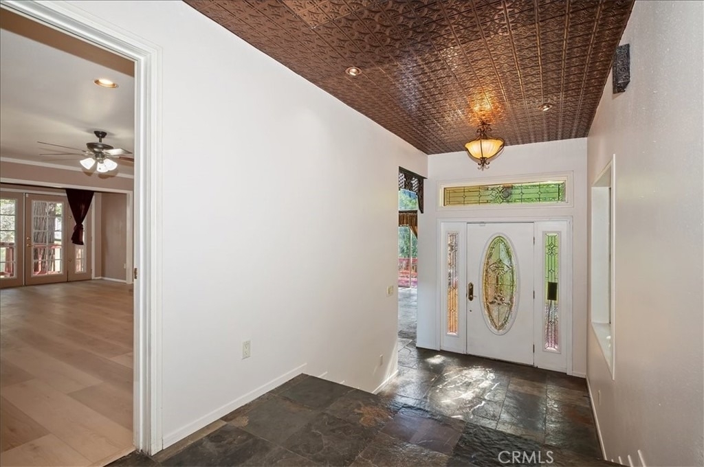 495 Zuger Court - Photo 32