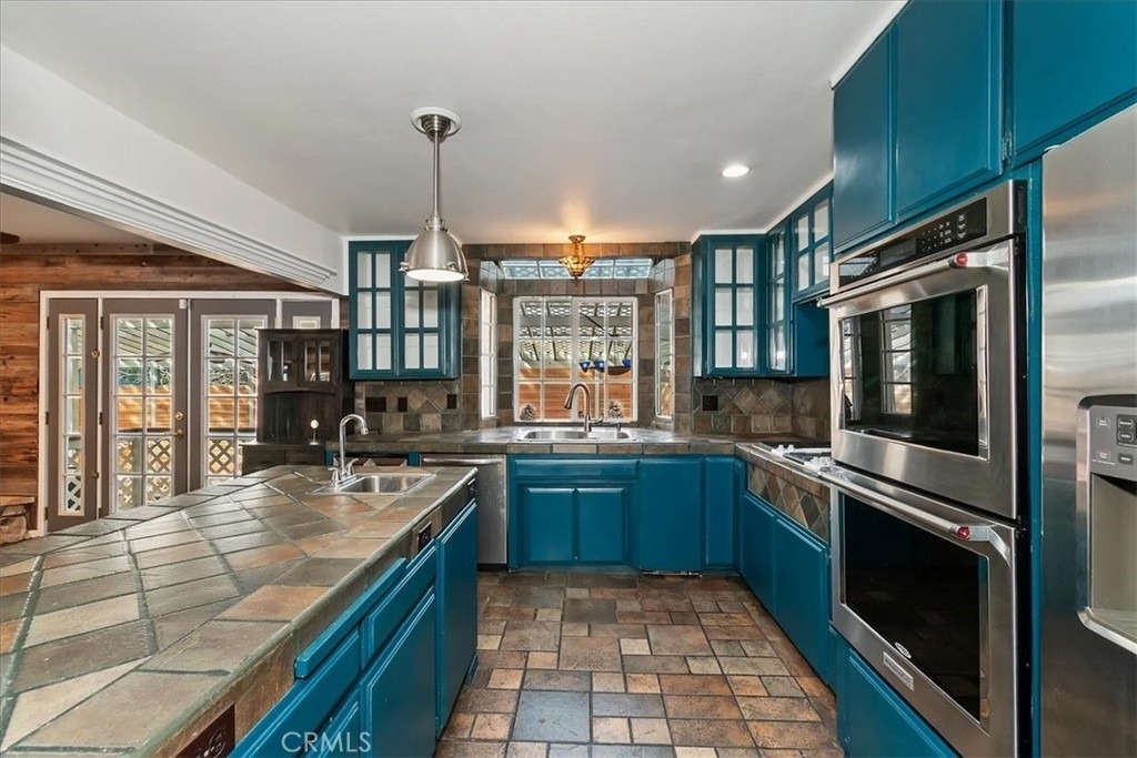 495 Zuger Court - Photo 36
