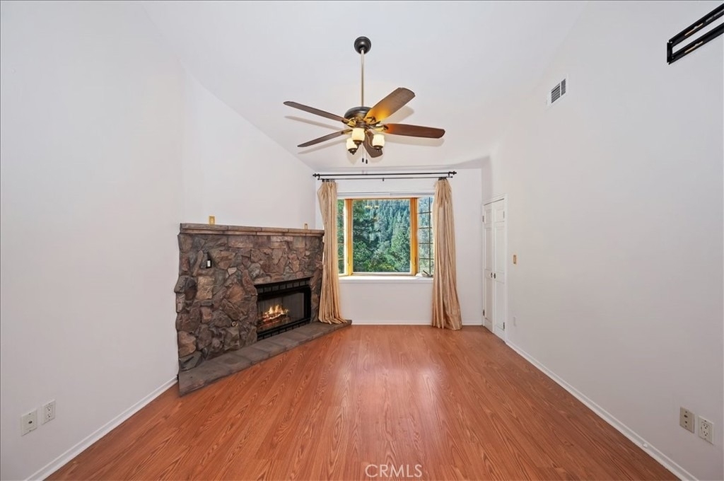 495 Zuger Court - Photo 14
