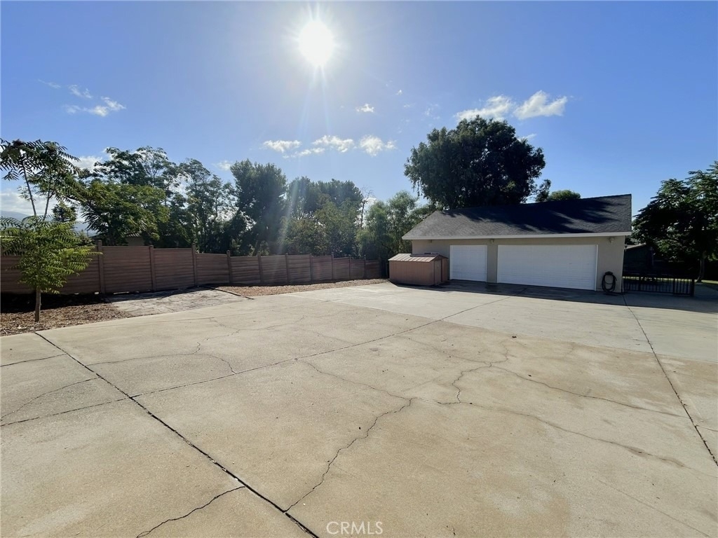 31967 Yucaipa Boulevard - Photo 4