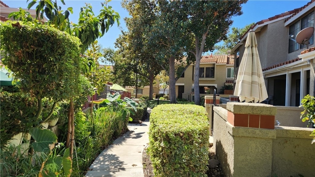 8167 Vineyard Avenue - Photo 22