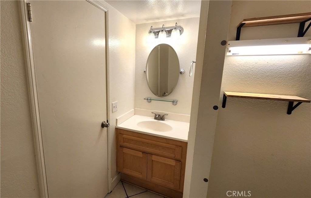 8167 Vineyard Avenue - Photo 8