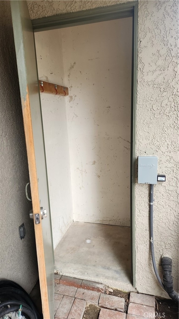 8167 Vineyard Avenue - Photo 17