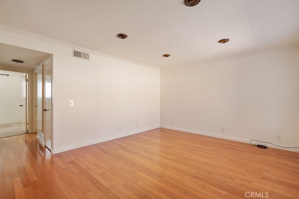 826 Junipero - Photo 2