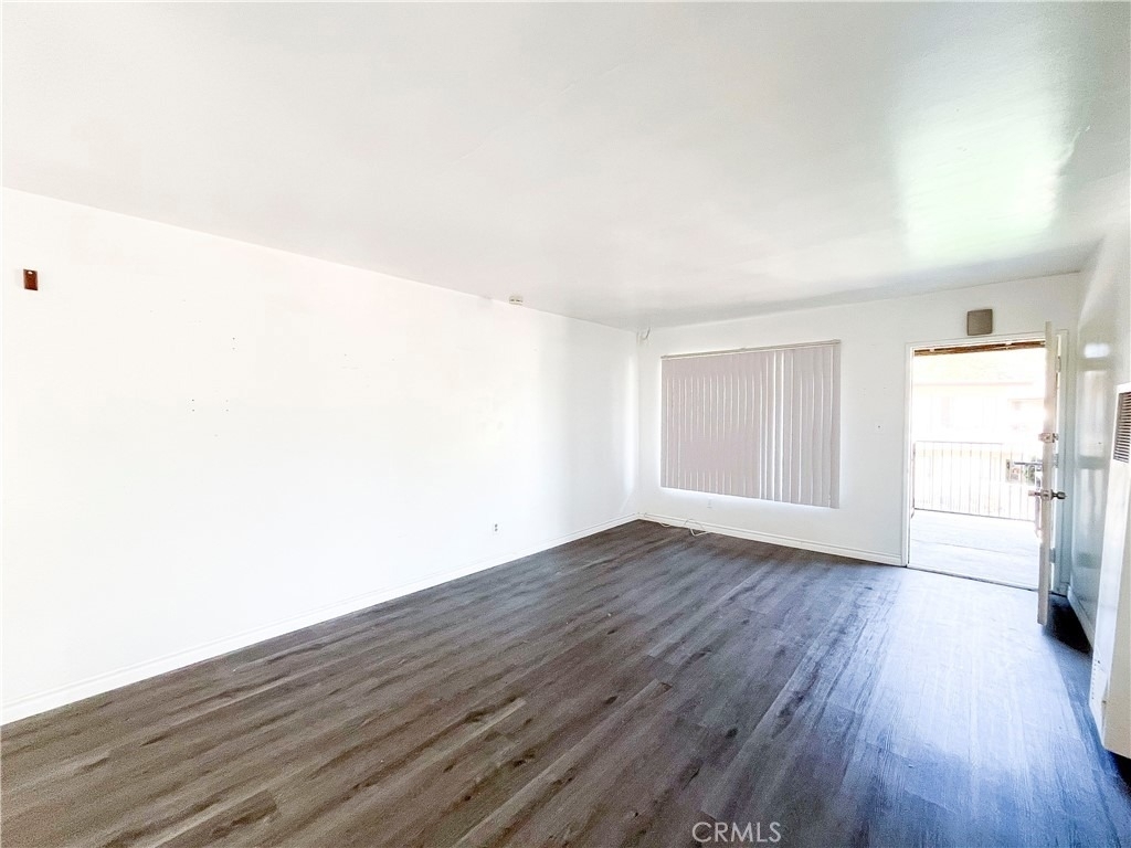 559 W Alpine St - Photo 9