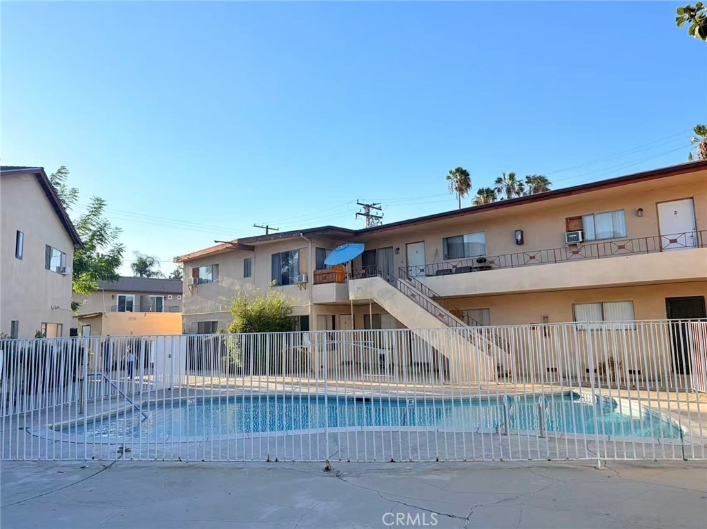 559 W Alpine St - Photo 0