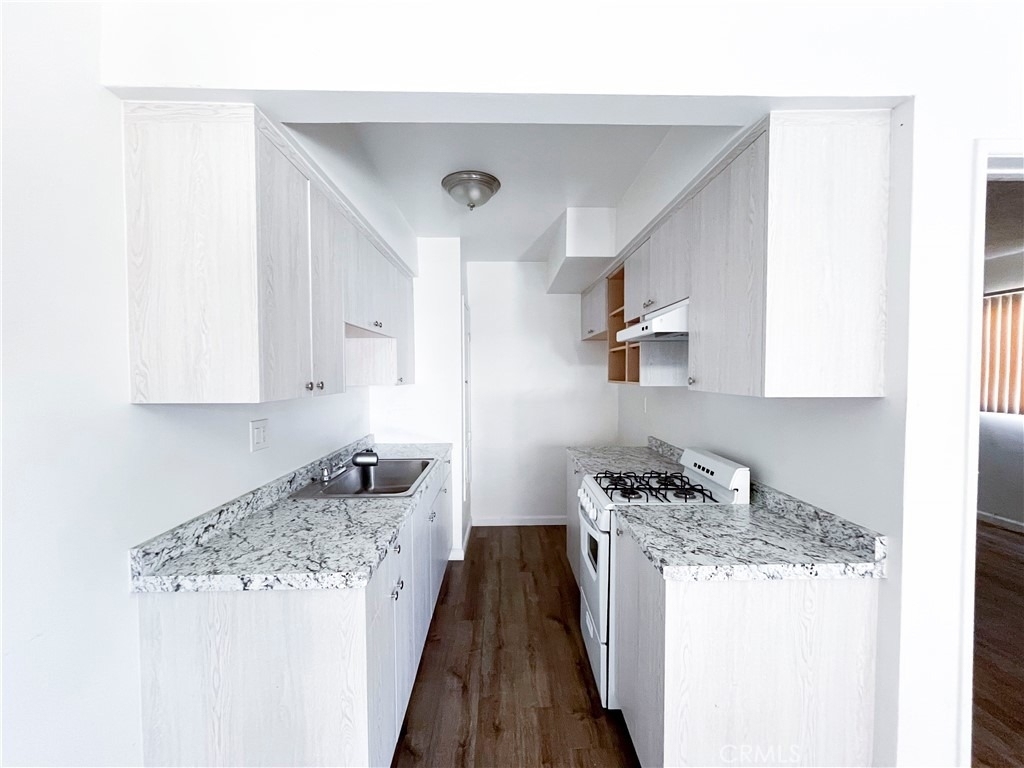 535 W Alpine St - Photo 1