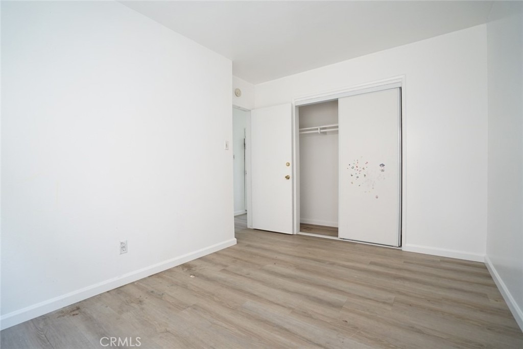 555 W Alpine St - Photo 8